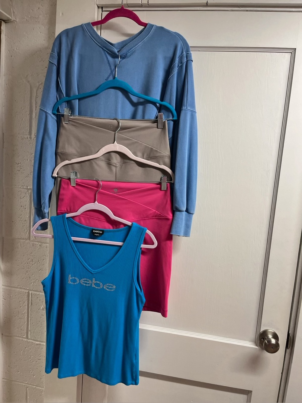 Lot of 4 tops/shorts! 90 Degree, Bebe & Vinyl